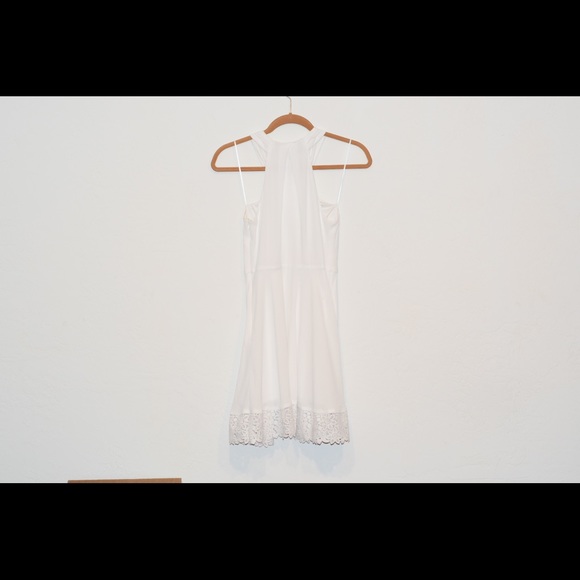 Express high neck dress with edge detailing - Picture 3 of 4